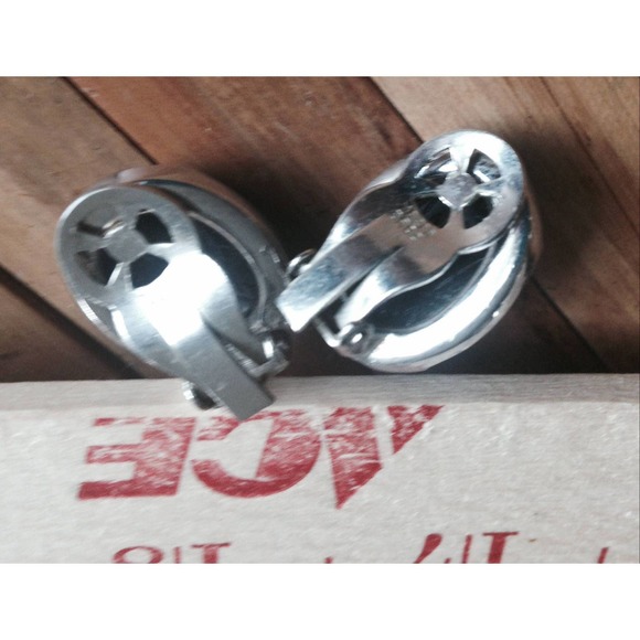 Vintage Black Scarab Choker & Earrings - Picture 7 of 10